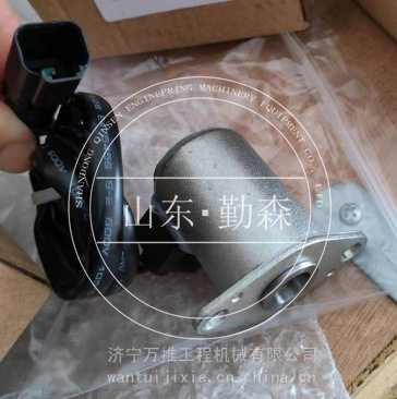 推土机配件   各种型号齐全   SD16 空滤报警器   D2160-00800