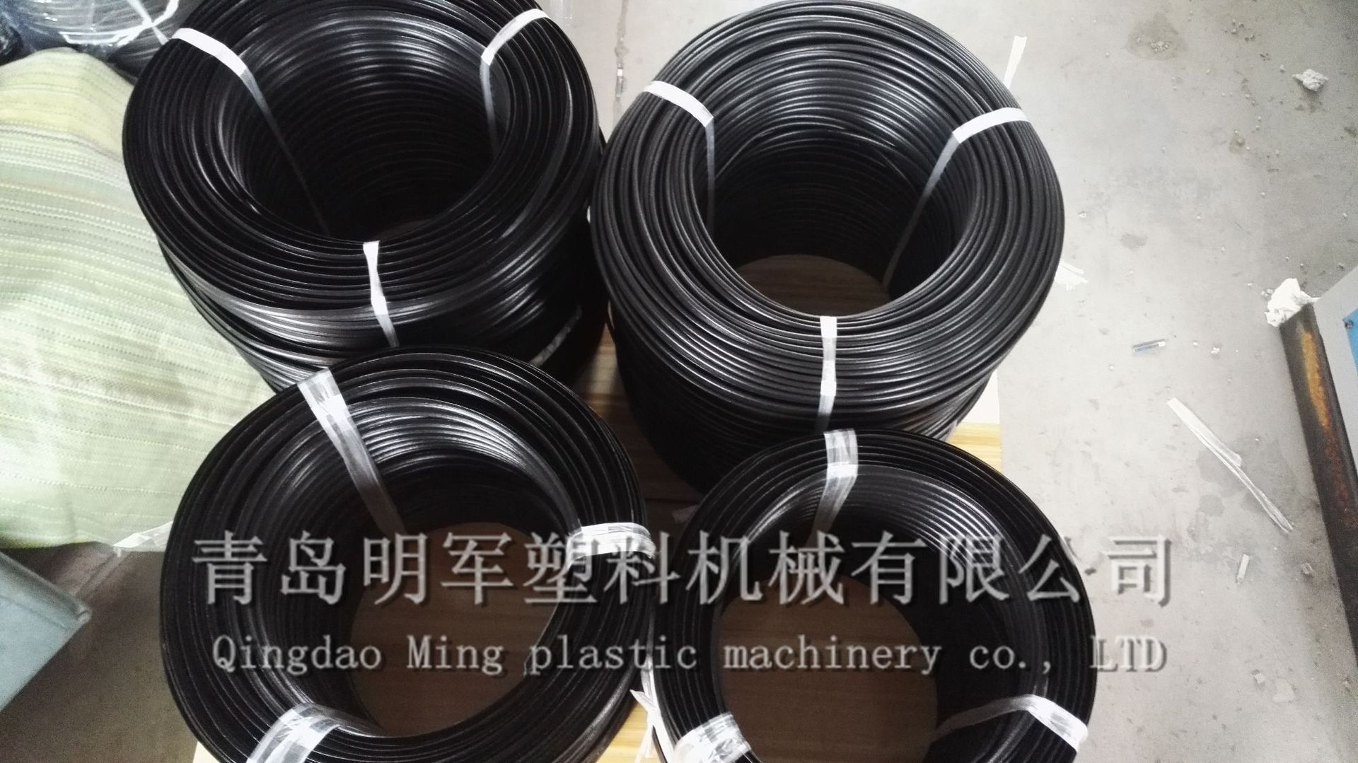厂家直销软PVC软密封条 胶条 箱包条 防滑条 夹布带挤出生产线