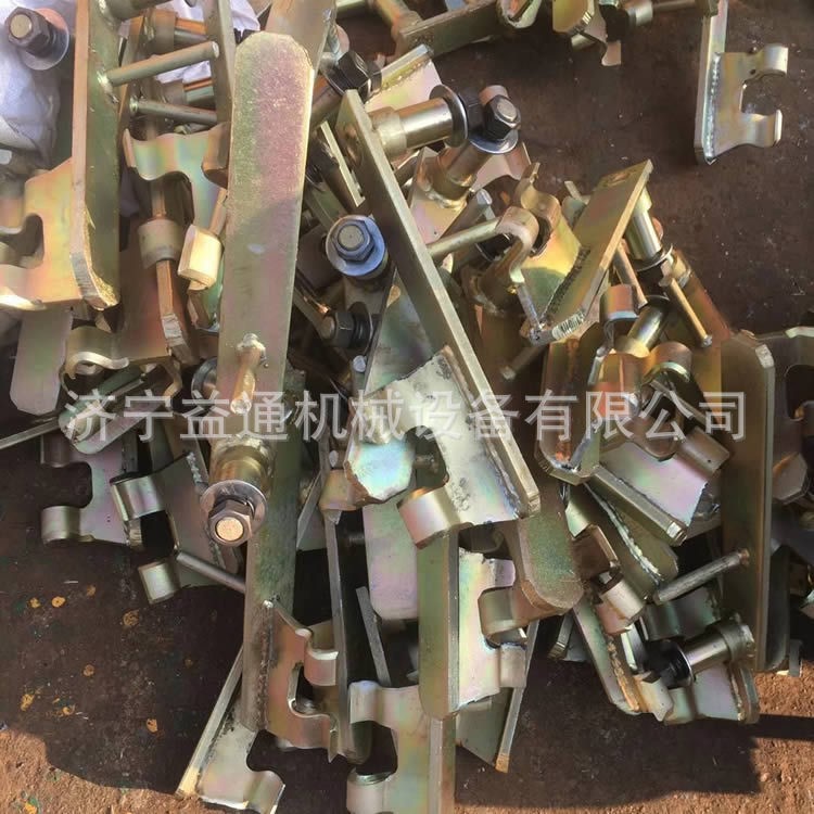 猴车配件抱索器 单托轮 双托轮 吊椅衬块吊架齿轮防摇摆A型抱索器