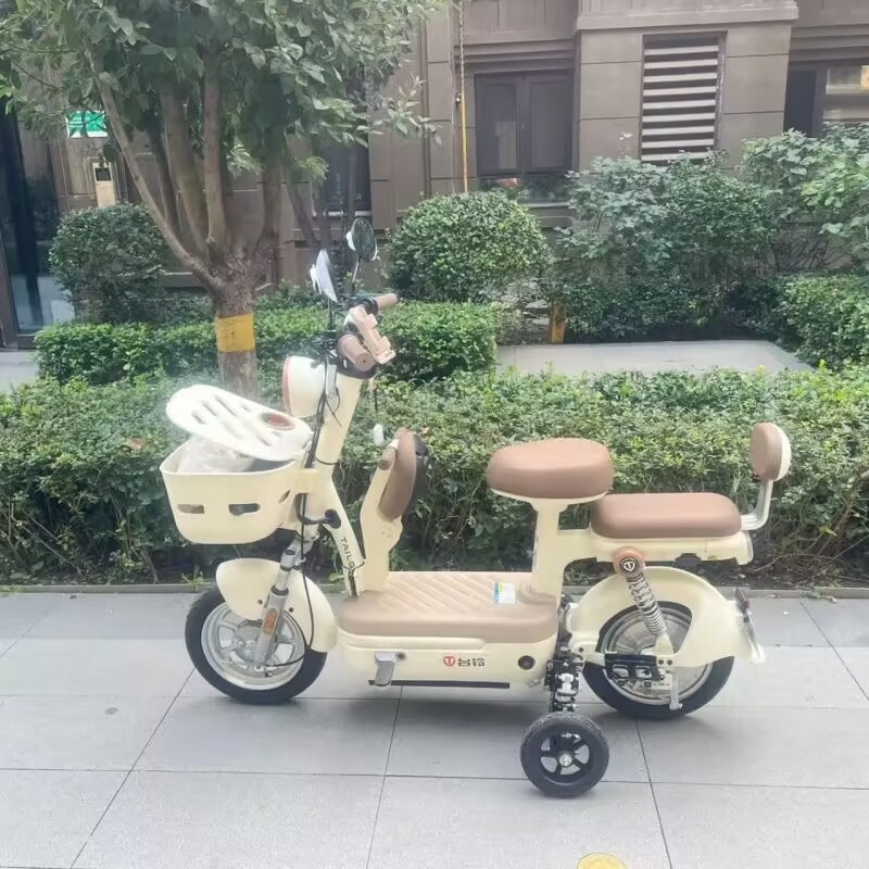 新款通用型防摔电动车辅助轮老年人学车防侧翻防摔辅助轮减震两轮