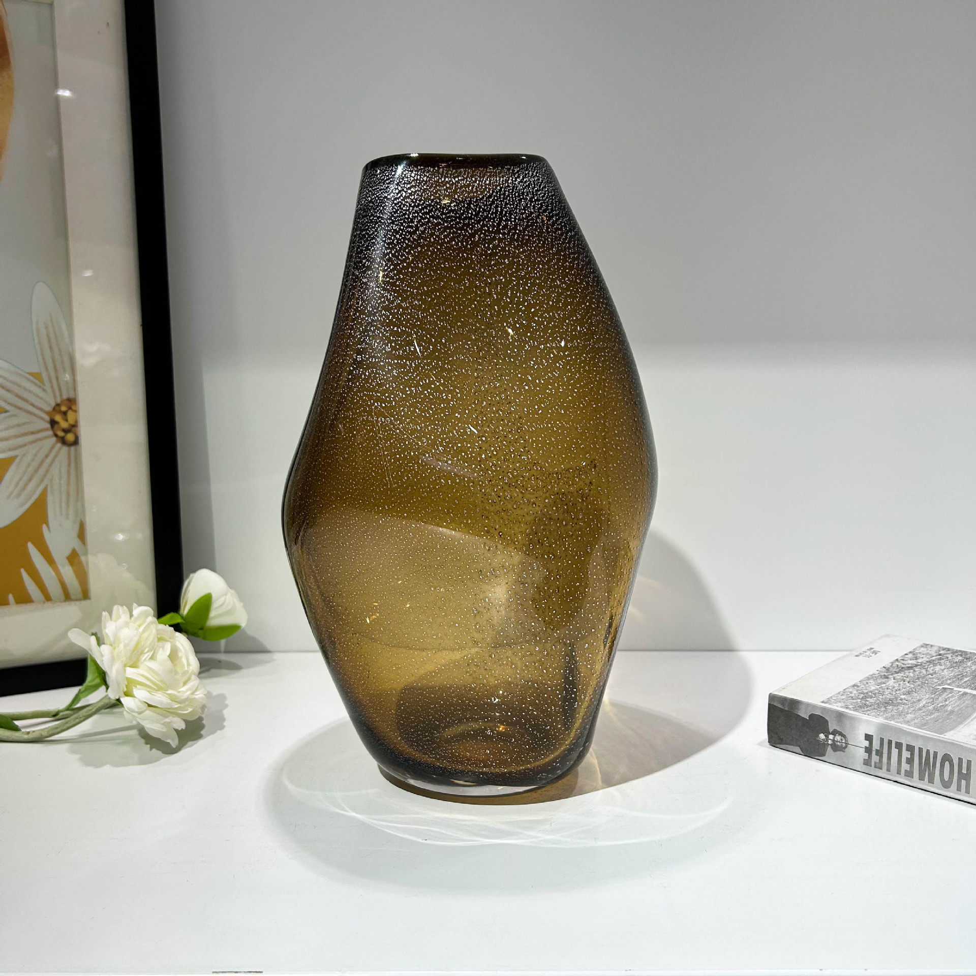 咖色不规则设计款琉璃水晶花瓶现代家居样板间酒店艺术感软装摆件