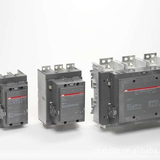 ABB AF系列接触器AF09-30-01-11*24-60V AC/DC;10239778