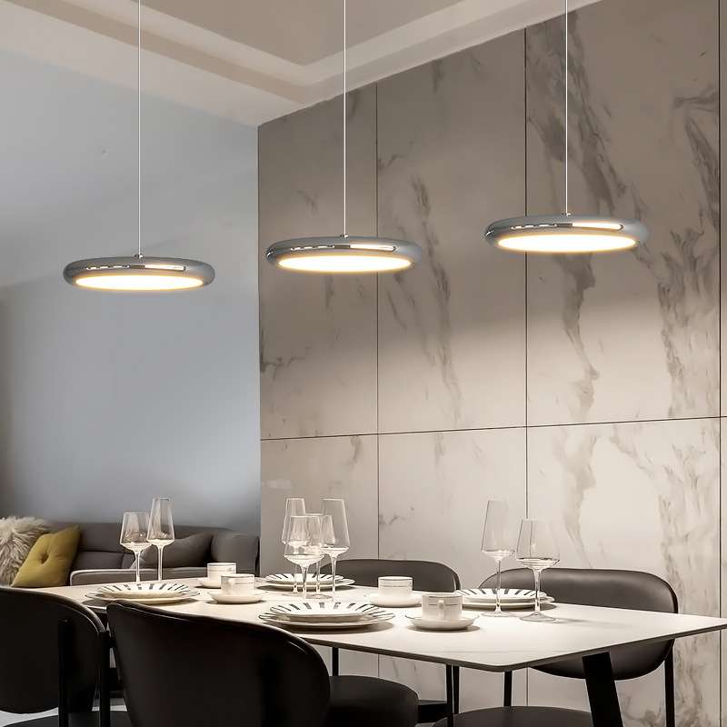 轻奢餐厅吊灯现代简约三头吧台吊灯北欧极简圆形长盘餐桌饭厅吊灯