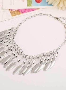 极速-Simple Metal Rotating Leaf Tassel NKecklace Versatile S