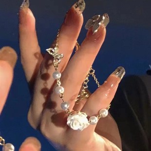 极速2024新h款玉兔手链ins女小众设计闺蜜国风铃铛手串闺蜜手镯礼