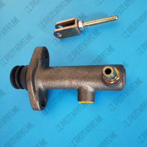 极速堆高机配件煞车泵宝骊柳工龙y工杭叉合力23T3吨离合器分泵离