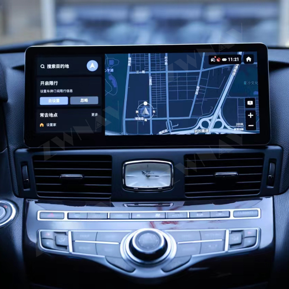 英菲尼迪中控大屏导航CarPlay