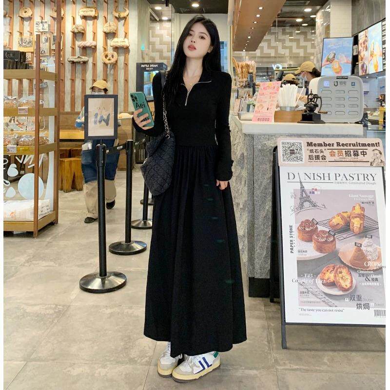 赫本风黑色长袖针织连衣裙女春季2024新款设计感小众收腰显瘦长裙