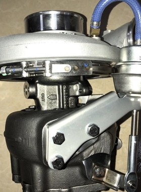 极速重汽曼D26发动机MCm13=202V09100-7826-1=豪沃T7-440马力400