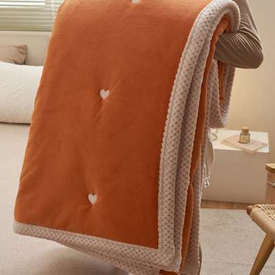 极速三层珊瑚绒毛毯冬季加厚春秋小被子法兰绒沙发毯子Z办公室午