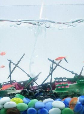 极速Shipwreck Action Aquariyum Ornament Sunken Galleon Ship