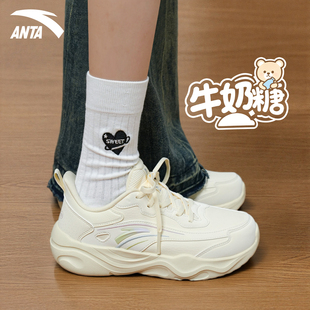 女鞋 休闲运动鞋 2025冬季 皮面防泼水防滑跑鞋 新款 安踏牛奶糖跳绳鞋