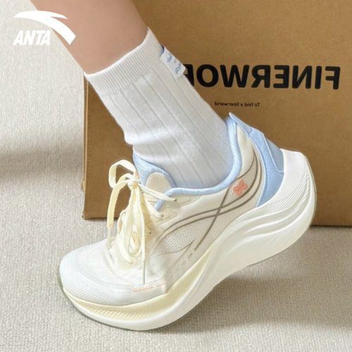 安踏叶子6跑步鞋减震休闲鞋女