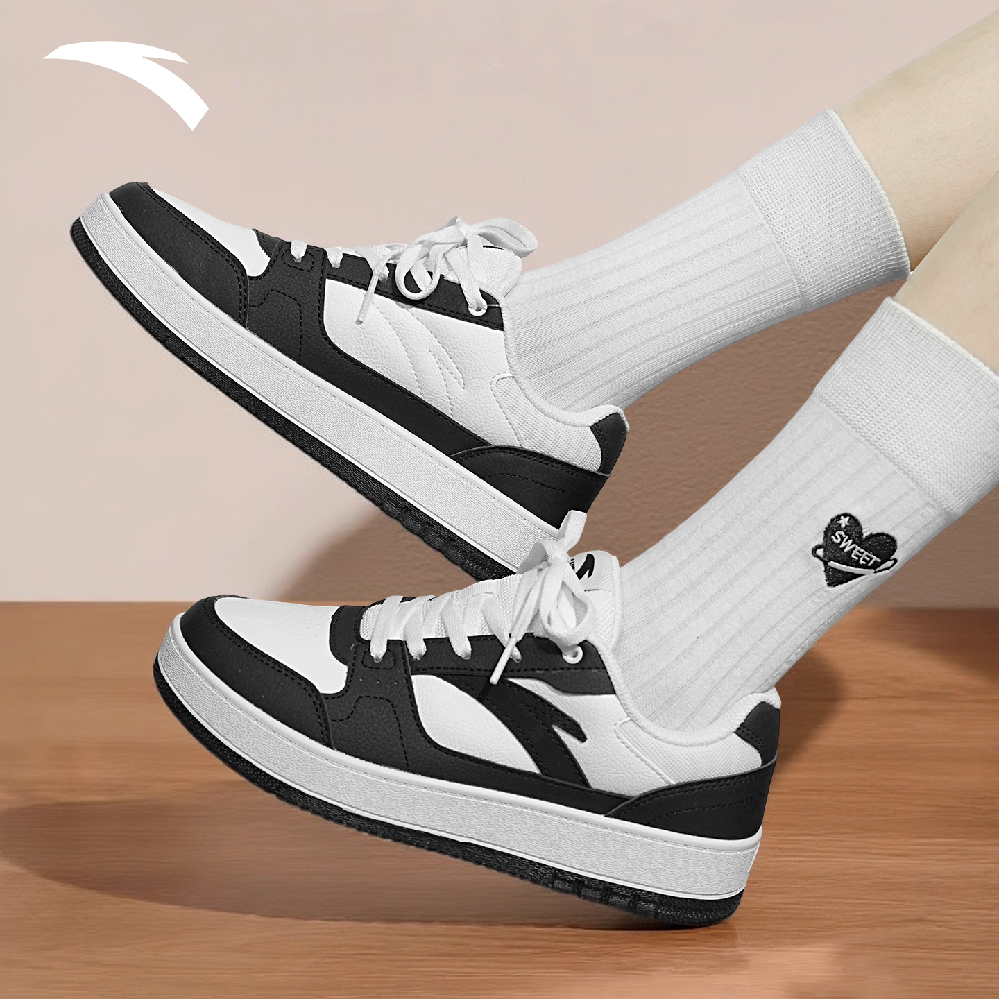 安踏女鞋板鞋休闲鞋运动鞋