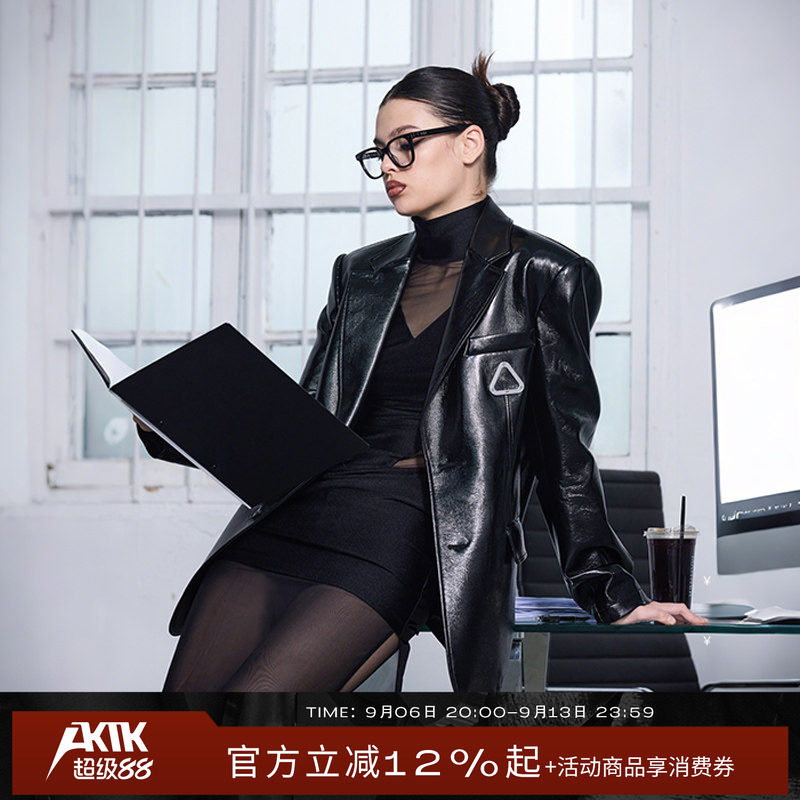 AKTK【王铮亮/邵子恒 /faye/艾热同款】外套廓形日常漆皮压印西装图片