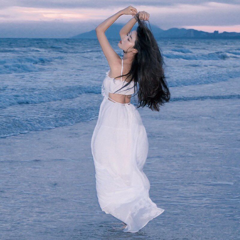 新品仙气飘飘抹胸系带露背镂空度假D吊带连衣裙女海边氛围感长裙