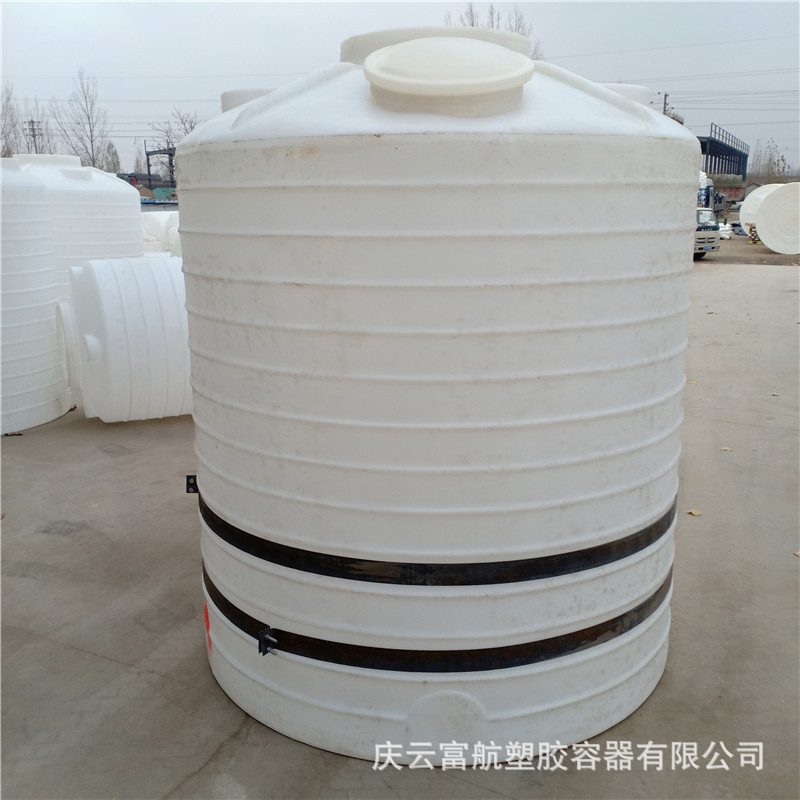 菏泽郓城县6吨纯水塑料罐 6立方减水剂塑料桶现货