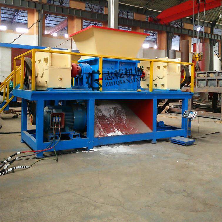 双轴撕碎机志乾编制袋粉碎机布料衣服撕碎机废旧塑料框粉碎机
