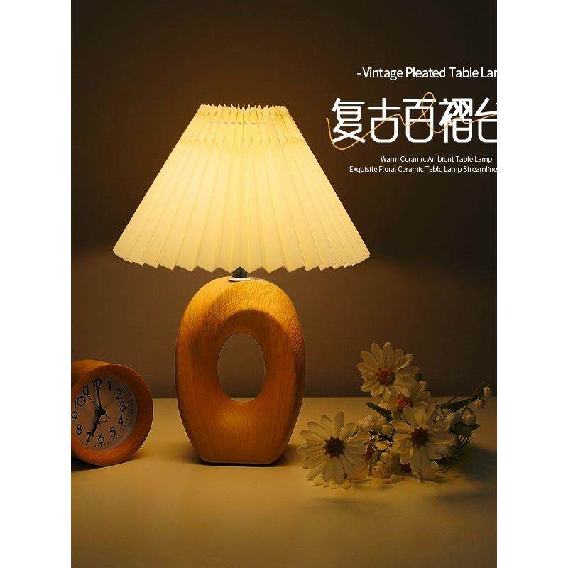 欧式卧室床头灯温馨创意美式轻奢台灯氛围感陶瓷中式台灯复古