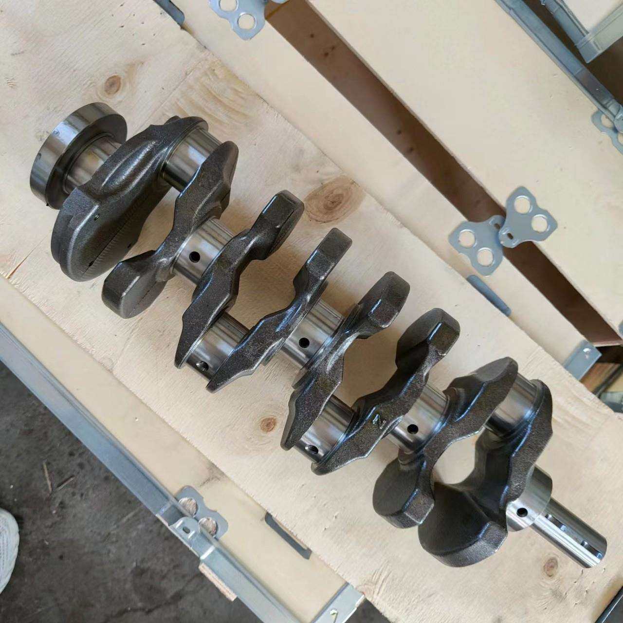 汽车曲轴G4KE曲轴23110-2G230曲轴G4JSG4KC曲轴23111-25220