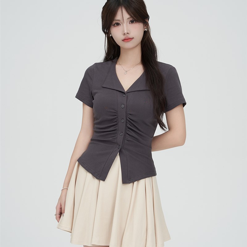 速发计码装202夏日多巴胺穿搭设大感小众遮恤t肉上衣