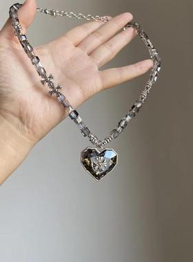 超爱~甜酷风的黑色爱心串珠项链