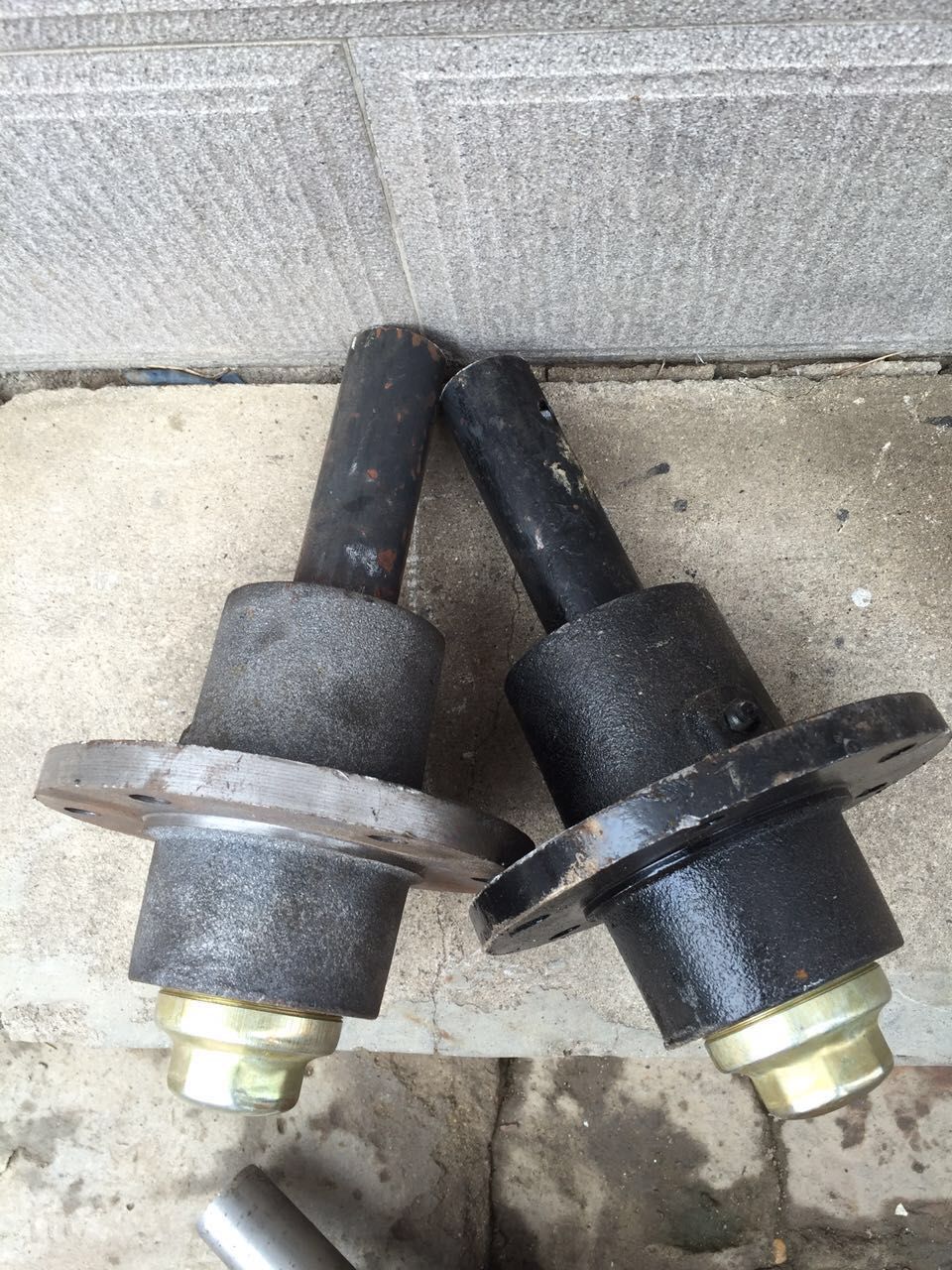 速发中国庞口各种牵引各车车配拖车斗件挂种型号搂草机轴头轮毂葫