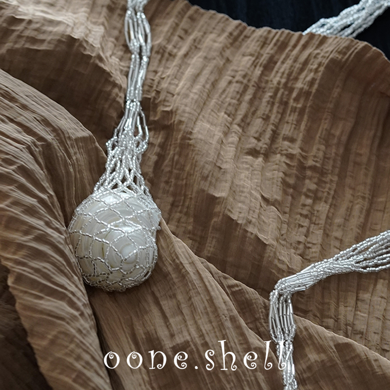 一颗贝壳 原创小众设计天然海螺串珠项链毛衣链手工编织高级感