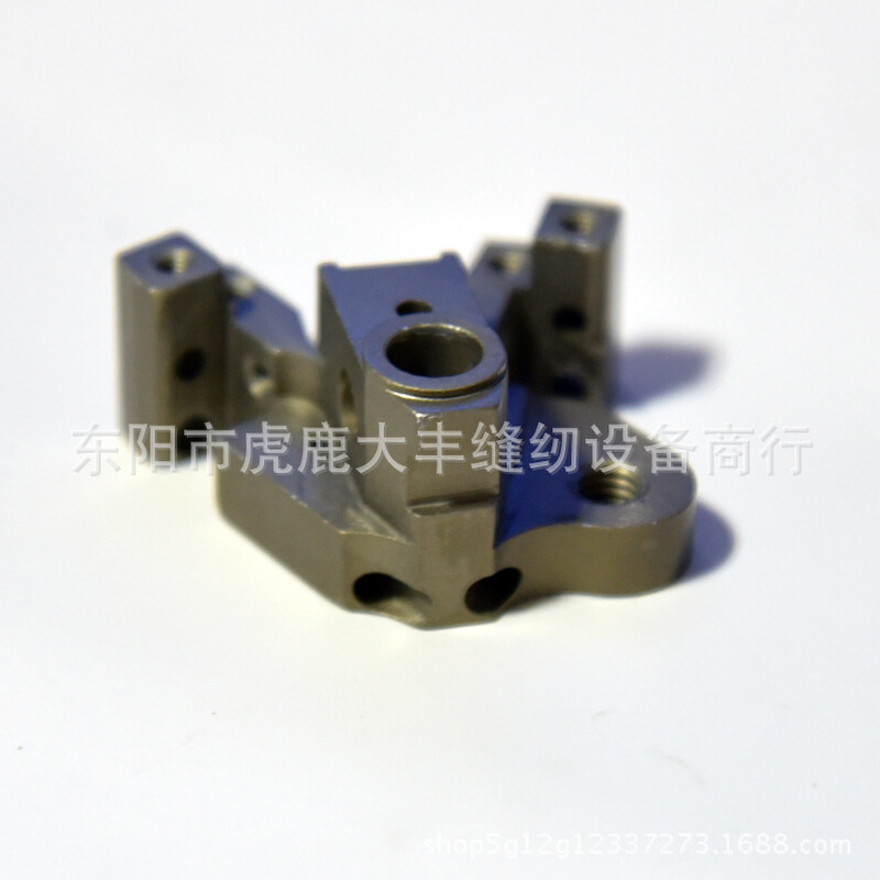 快可利牌兄弟RH9820 电脑圆头锁眼机凤眼机弯针架SA6863001弯针座