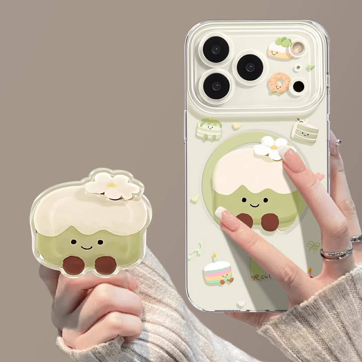 绿色蛋糕适用苹果17promax手机壳新款全包防摔可爱磁吸带支架软壳