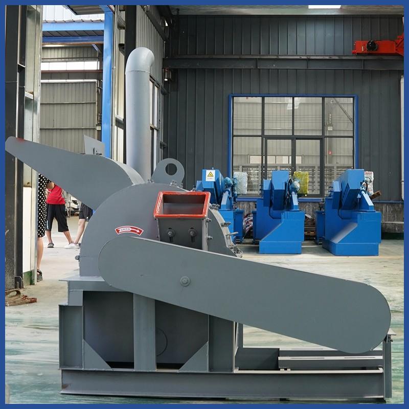 中药渣粉碎机工业用大型树枝树皮木屑机双进料口锯末颗粒碎木机械