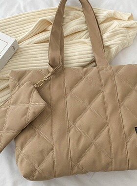 Spring handbag for women 2022 trendy down shoulder bag simpl