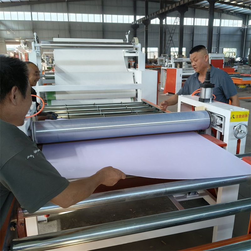 PVC发泡板贴纸机 pvc膜宣纸植绒布白乳胶平贴机 密度板涂胶贴面机,机械设备,其他机械设备,淘宝优惠券,粉丝福利购,淘宝优惠卷