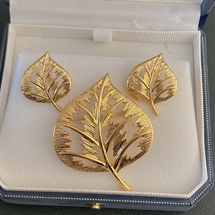 叶子胸花大衣西装 饰品中古vintage金色树叶配饰胸针新款 别针批发