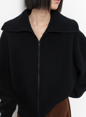 322WORKHOUSE立领针织羊毛衫女2025新款秋季黑色长袖毛衣外套B553