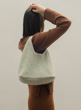 322WORKHOUSE羊驼毛针织手袋新款2025新款秋腋下包单肩手提包B221