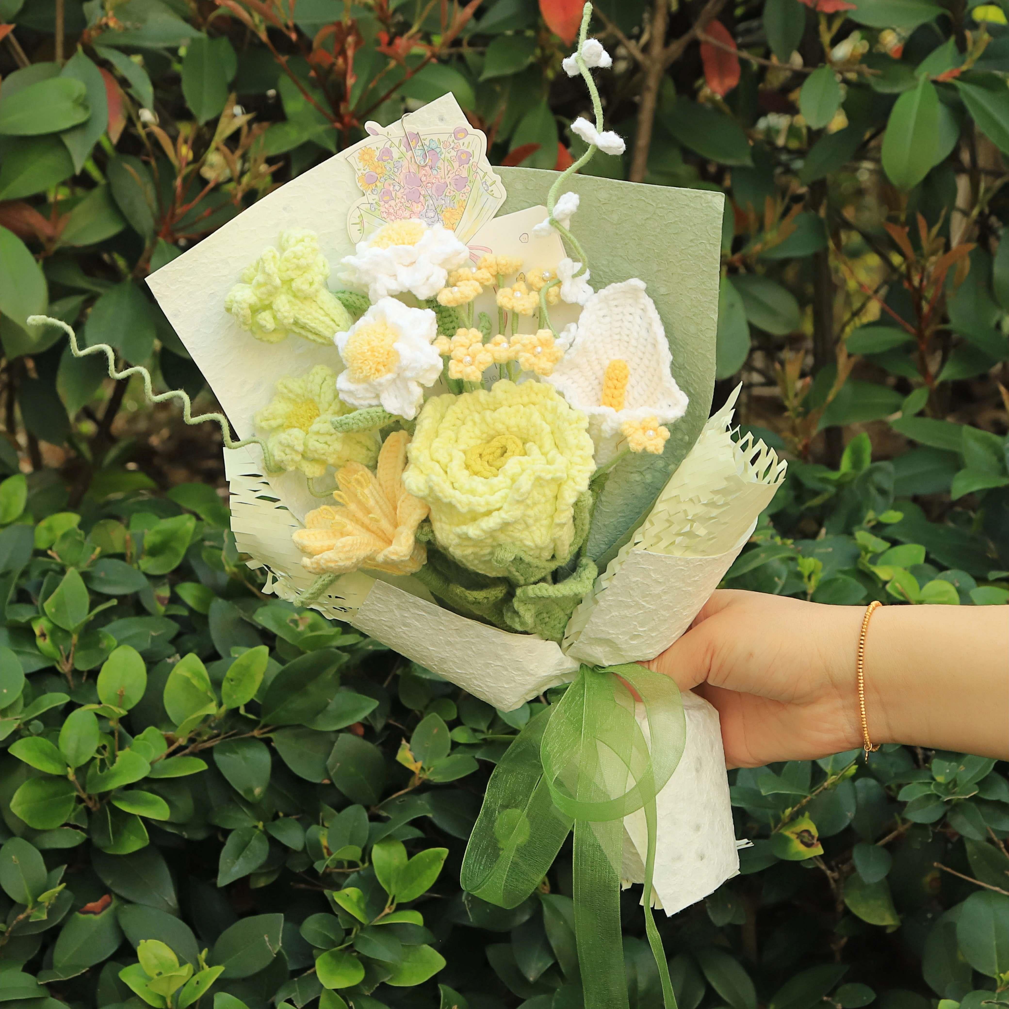 成品毛线针织编织永生花束钩织花女朋友实用闺蜜结婚生日礼物