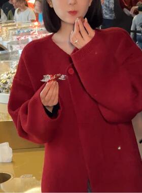 CC雨涵同款红色毛衣2025秋冬新款软糯慵懒高级感小香风针织开衫女