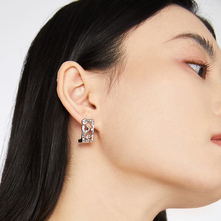 No5 in mode*iconicvous高级感男女同款ins性冷淡风耳钉