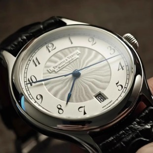 国表玩家&维里塔斯日历玑镂纹38MM机械表(全款5670)