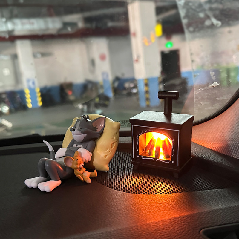可爱猫和老鼠车载摆件中控台汽车