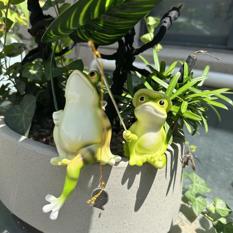 新款撑伞乘凉青蛙汽车摆件