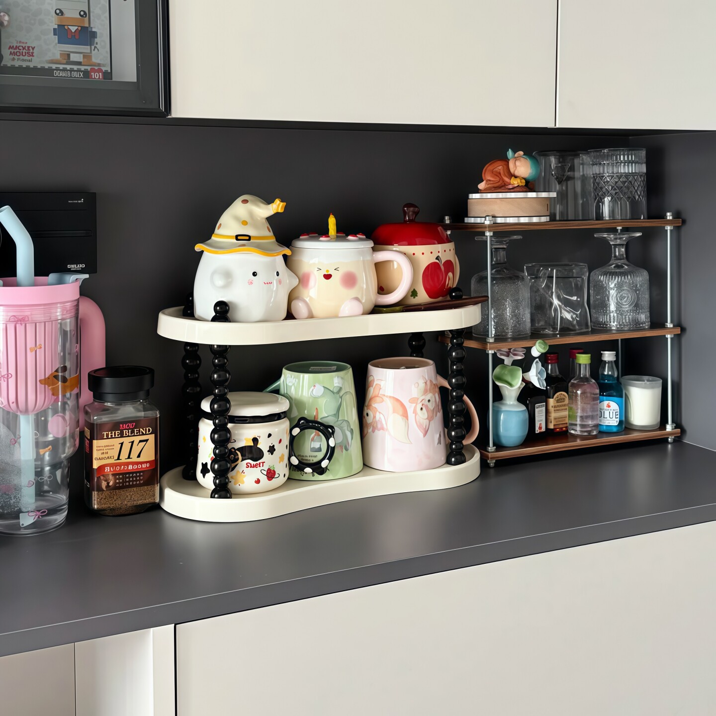 杯子收纳置物架高级感轻奢餐边柜桌面高颜值沥水架特别好看的杯架