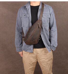 男士百搭户外时尚休闲骑行真皮胸包复古头层疯马牛皮潮流单肩肩包