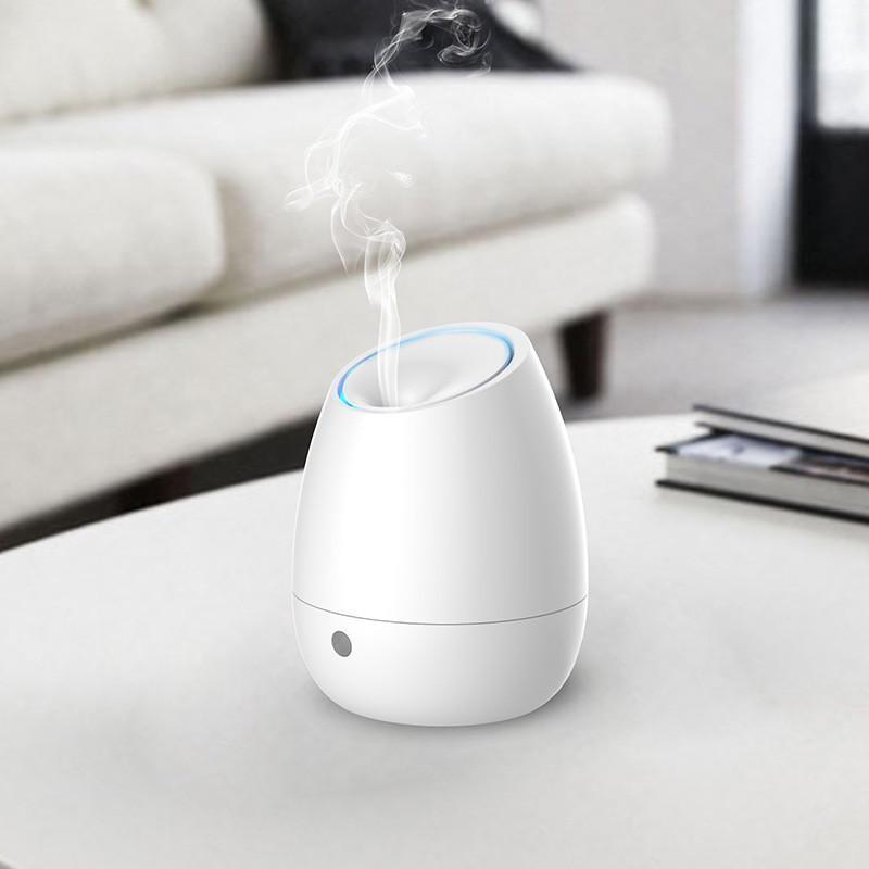 新款空气香薰机 USB迷你家用桌面便携式喷雾器 静音大雾量加湿器