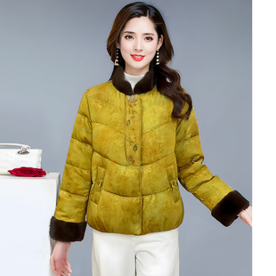 嘉兴平湖羽绒服女冬季2025新款今年流行爆款九江妈妈短款外套
