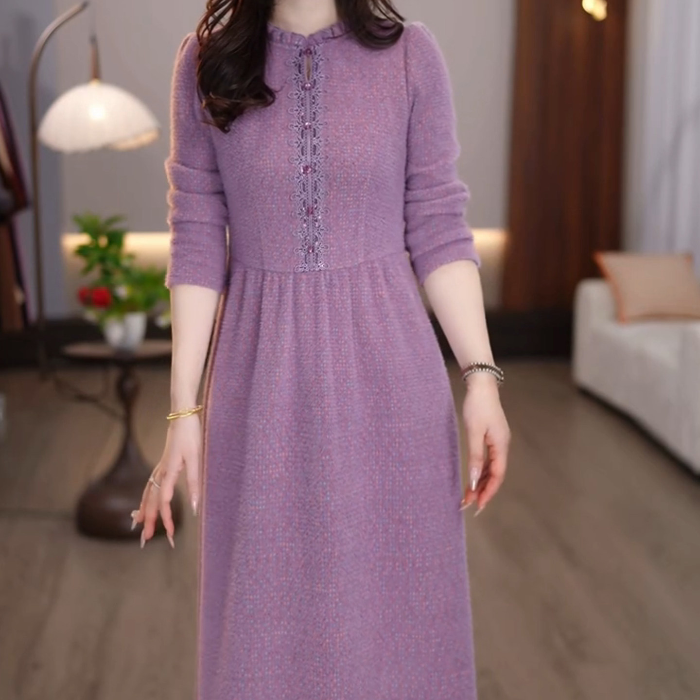 连衣裙2025新款女秋冬十三行今年流行爆款假两件轻奢高级感配大衣