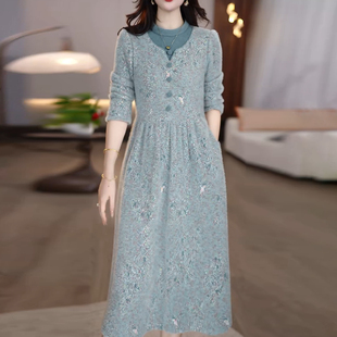 连衣裙2025新款女秋冬季十三行爆款加厚高档长袖轻奢高级感配大衣