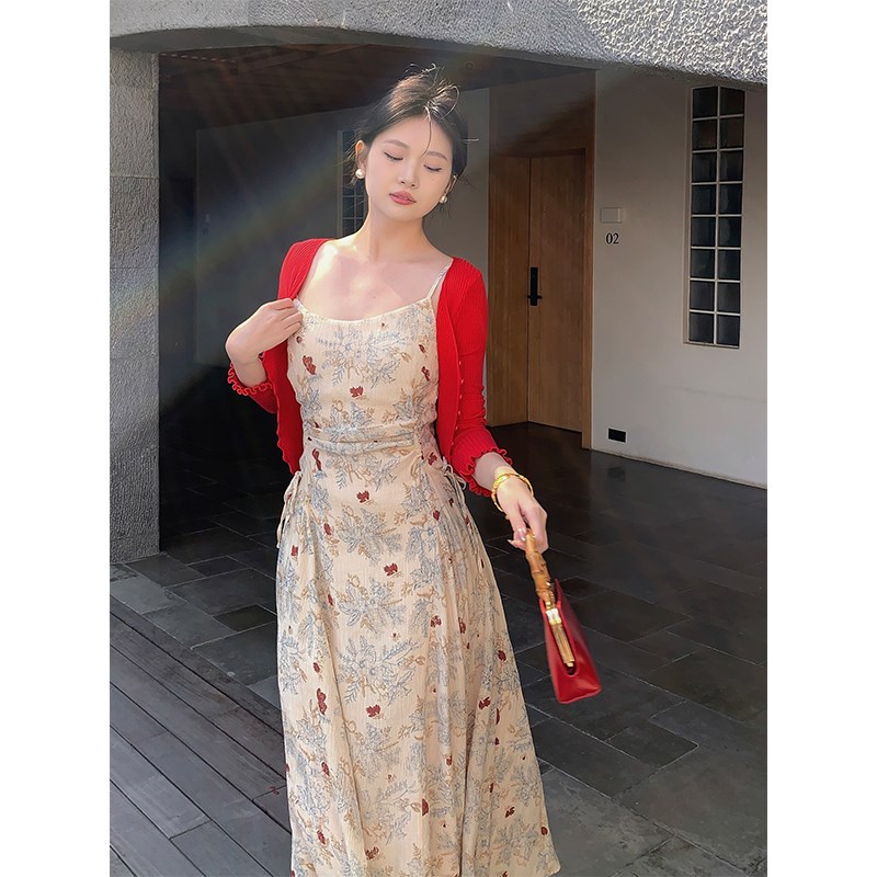 【现货】Haze禾枝《夏不晚》复B古碎花收腰吊带连衣裙女夏+针织防