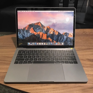 13.3寸新款笔记本电脑模型 尺寸同真机比例 Macbook Pro 样板间摆
